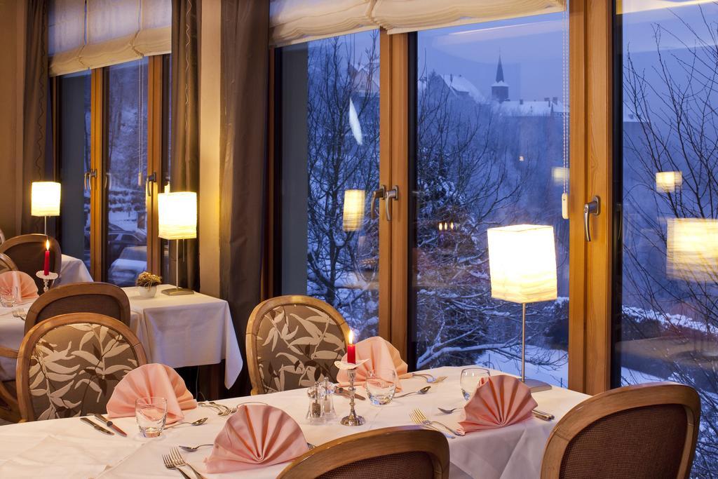 Spa Hotel Restaurant Au Lion D'Or Ла-Петит-Пьер Экстерьер фото