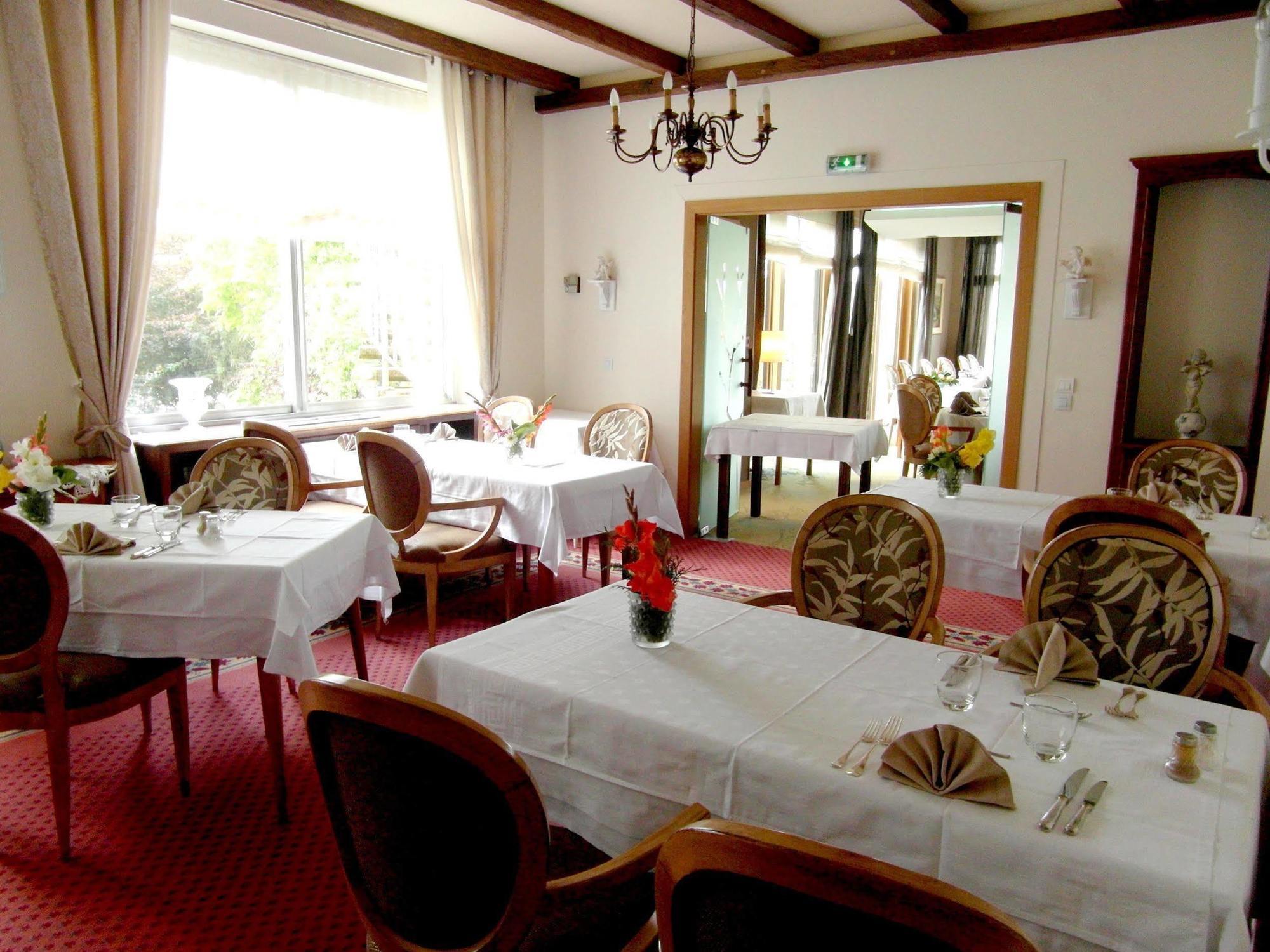 Spa Hotel Restaurant Au Lion D'Or Ла-Петит-Пьер Экстерьер фото